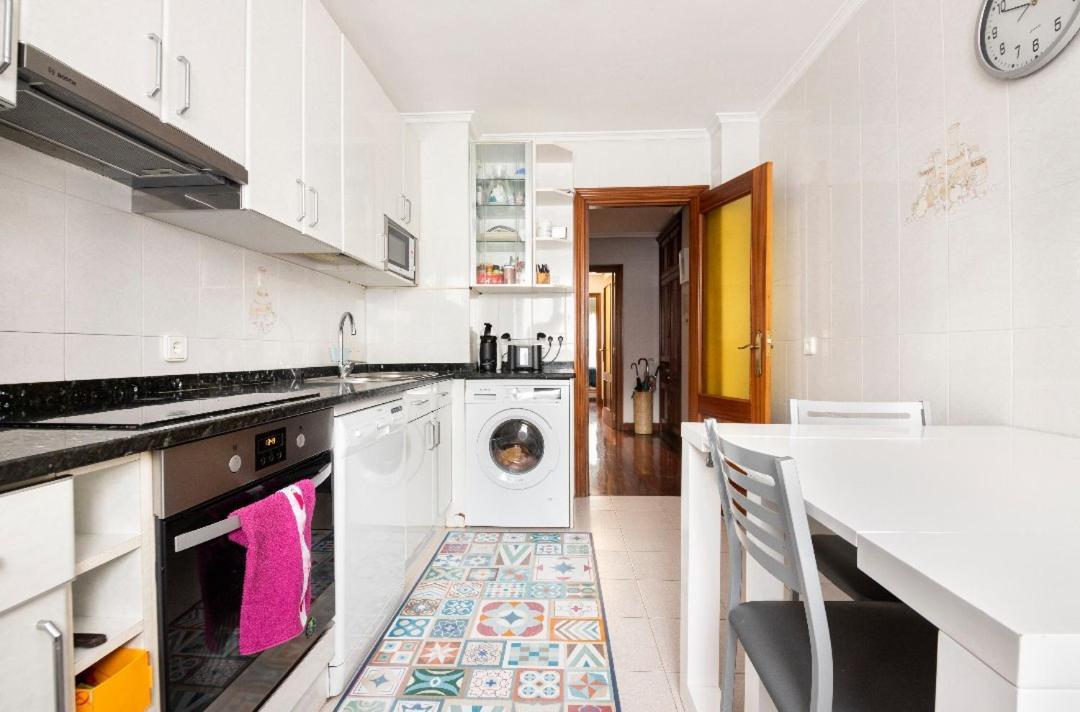 La Casa De Helen San Sebastian Apartman Lasarte Oria Kültér fotó